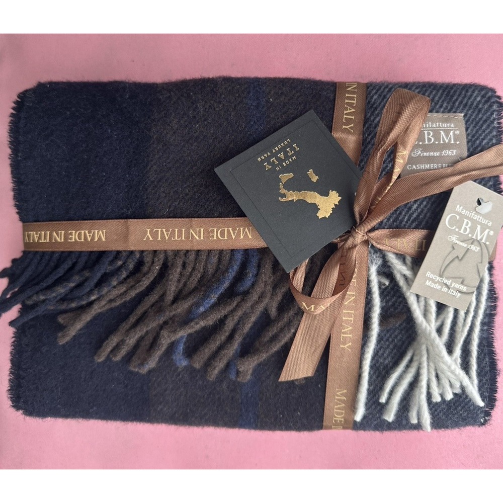 CBM Firenze Cashmere Blend Scarf Wool Italy Recycled Yarn Navy Fringe NWT‎